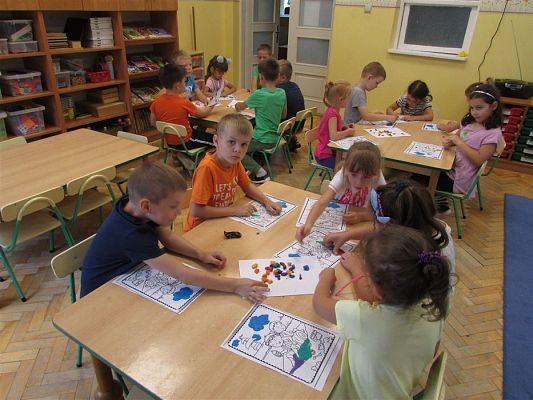 Grafika #50: Wakacyjne zabawy