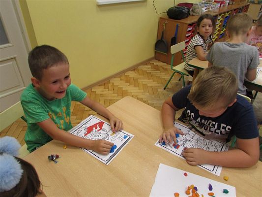 Grafika #51: Wakacyjne zabawy