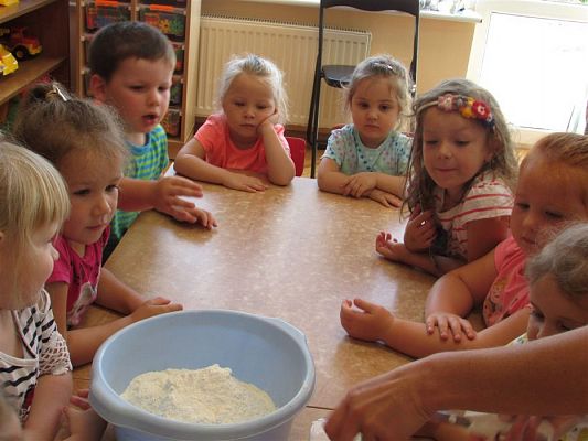 Grafika #57: Wakacyjne zabawy