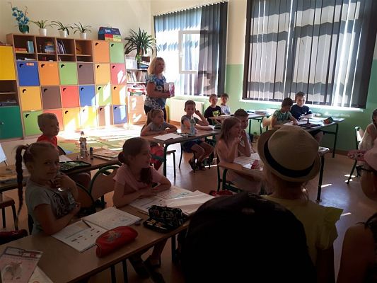 Grafika #5: 12.06.2019 Nasza pierwsza wizyta w szkole