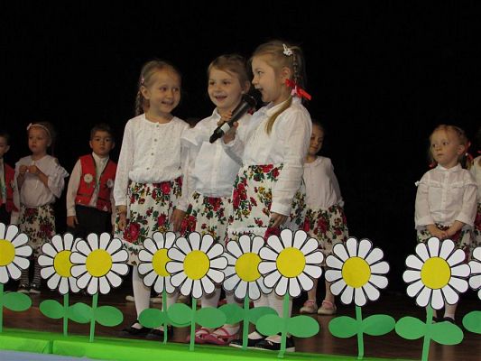 Grafika #13: 29.05.2019 Dzień Mamy i Taty w GOKiS w Wicku