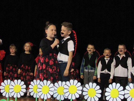 Grafika #44: 29.05.2019 Dzień Mamy i Taty w GOKiS w Wicku