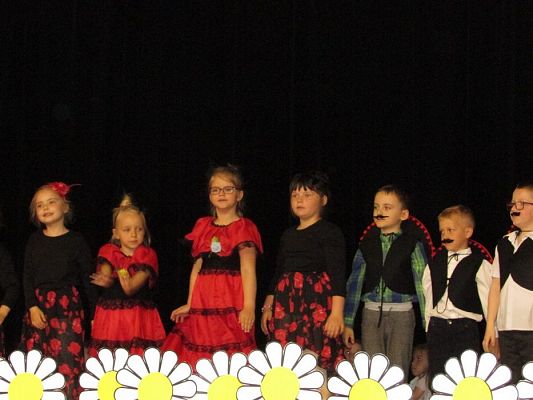 Grafika #55: 29.05.2019 Dzień Mamy i Taty w GOKiS w Wicku