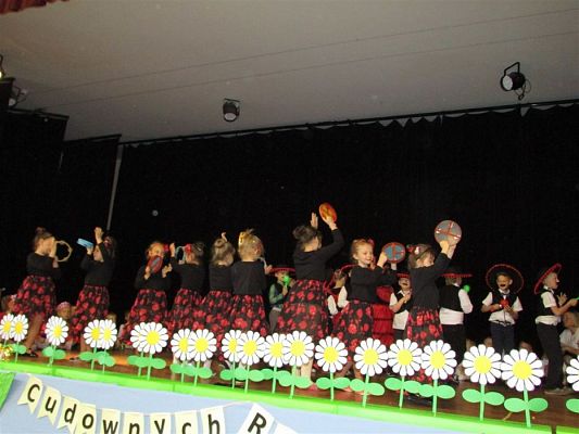 Grafika #59: 29.05.2019 Dzień Mamy i Taty w GOKiS w Wicku