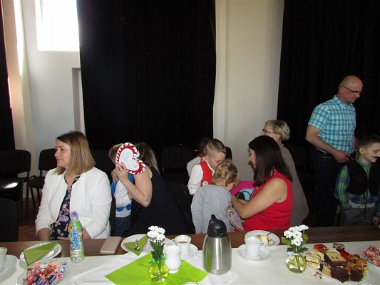 Grafika #86: 29.05.2019 Dzień Mamy i Taty w GOKiS w Wicku