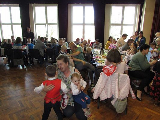 Grafika #87: 29.05.2019 Dzień Mamy i Taty w GOKiS w Wicku