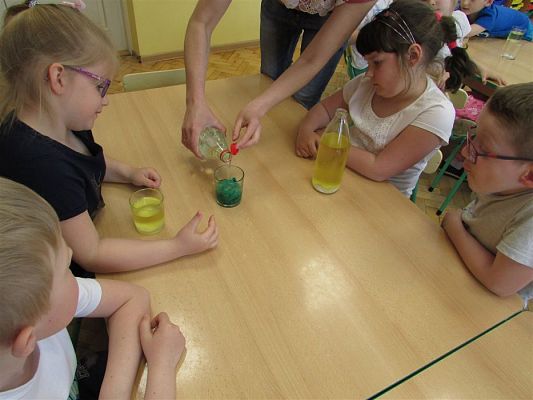 Grafika #50: Fotorelacja z Klubu Małego Odkrywcy