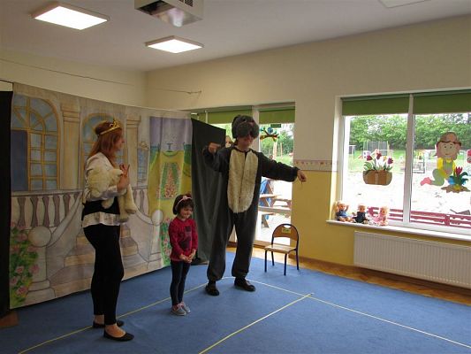 Grafika #11: 23.05.2019 Przedstawienie w wykonaniu teatru "Duet" z Krakowa pt."Magiczny ołówek"