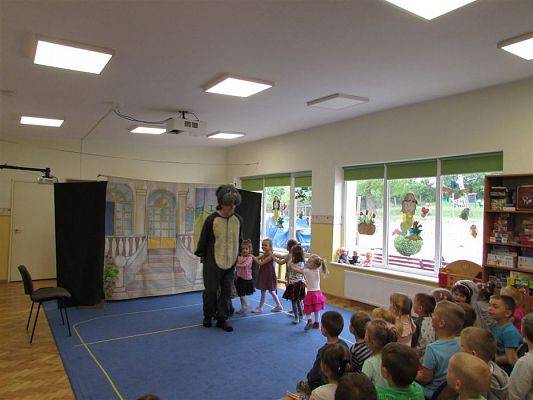 Grafika #16: 23.05.2019 Przedstawienie w wykonaniu teatru "Duet" z Krakowa pt."Magiczny ołówek"