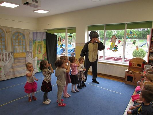 Grafika #18: 23.05.2019 Przedstawienie w wykonaniu teatru "Duet" z Krakowa pt."Magiczny ołówek"