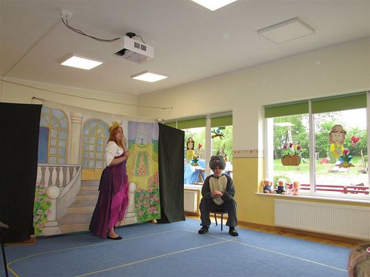 Grafika #19: 23.05.2019 Przedstawienie w wykonaniu teatru "Duet" z Krakowa pt."Magiczny ołówek"