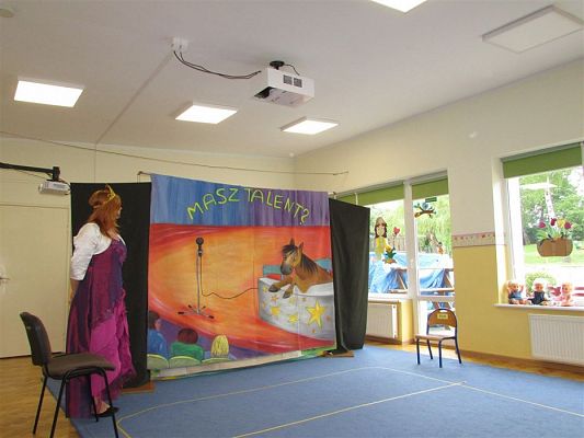 Grafika #20: 23.05.2019 Przedstawienie w wykonaniu teatru "Duet" z Krakowa pt."Magiczny ołówek"