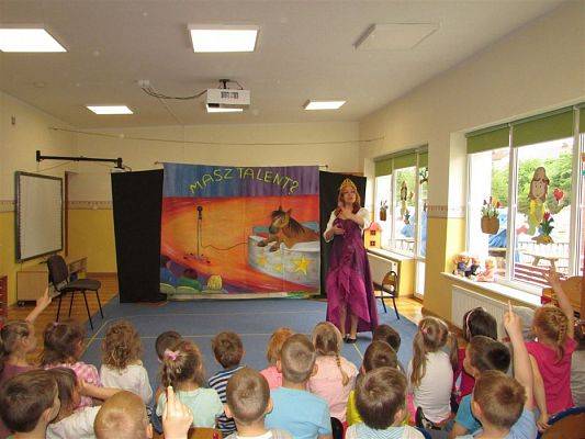 Grafika #22: 23.05.2019 Przedstawienie w wykonaniu teatru "Duet" z Krakowa pt."Magiczny ołówek"