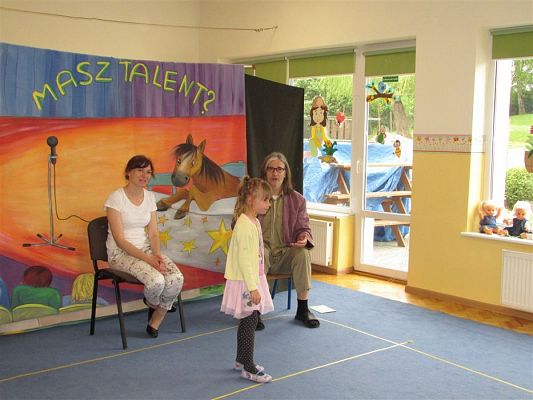 Grafika #30: 23.05.2019 Przedstawienie w wykonaniu teatru "Duet" z Krakowa pt."Magiczny ołówek"