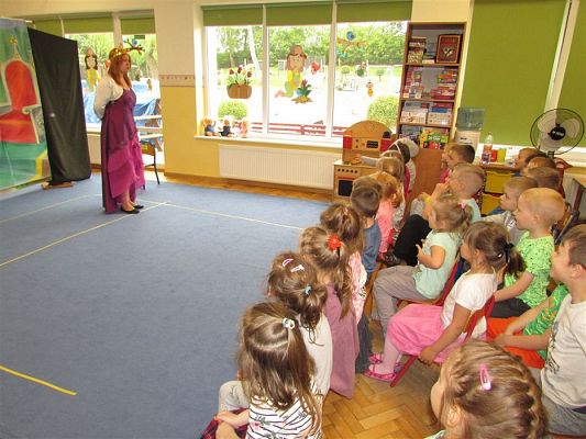 Grafika #31: 23.05.2019 Przedstawienie w wykonaniu teatru "Duet" z Krakowa pt."Magiczny ołówek"