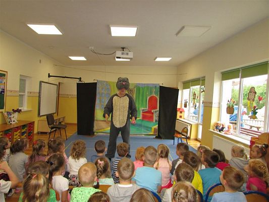 Grafika #34: 23.05.2019 Przedstawienie w wykonaniu teatru "Duet" z Krakowa pt."Magiczny ołówek"