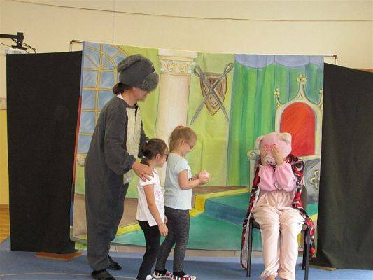 Grafika #37: 23.05.2019 Przedstawienie w wykonaniu teatru "Duet" z Krakowa pt."Magiczny ołówek"