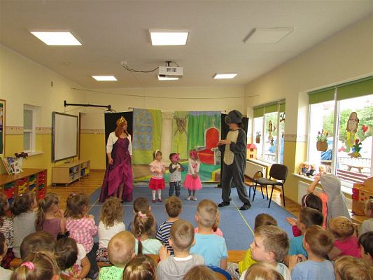 Grafika #42: 23.05.2019 Przedstawienie w wykonaniu teatru "Duet" z Krakowa pt."Magiczny ołówek"