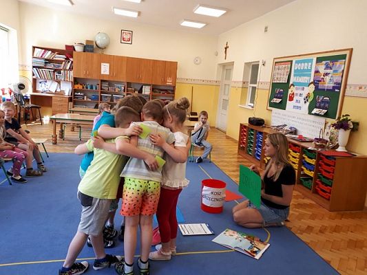 Grafika #0: 22.05.2019 Akademia Dobrych Manier