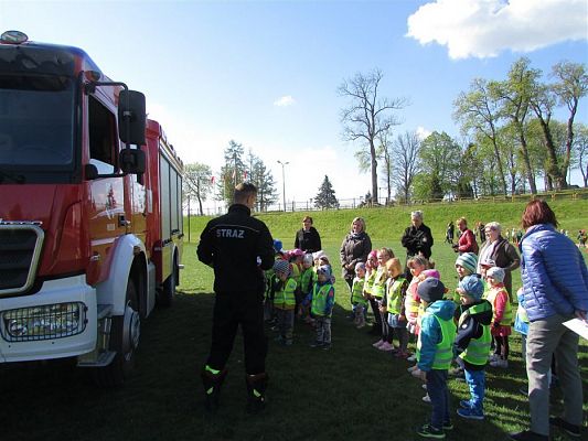 Grafika #14: 08.05.2019 Spotkanie ze strażakami z OSP w Wicku