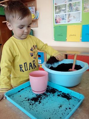 Grafika #12: 25.04.2019 Wzbogacamy nasz kącik przyrody - gr I