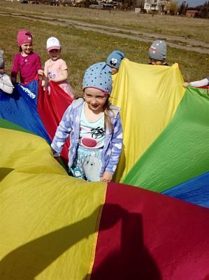 Grafika #11: 25.04.2019 Światowy Dzień Ziemi - zabawy i gry terenowe