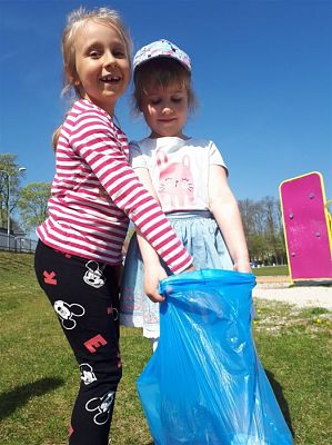 Grafika #44: 25.04.2019 Światowy Dzień Ziemi - zabawy i gry terenowe