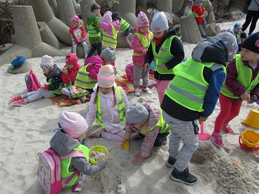 Grafika #83: 24.04.2019 Wycieczka do Łeby