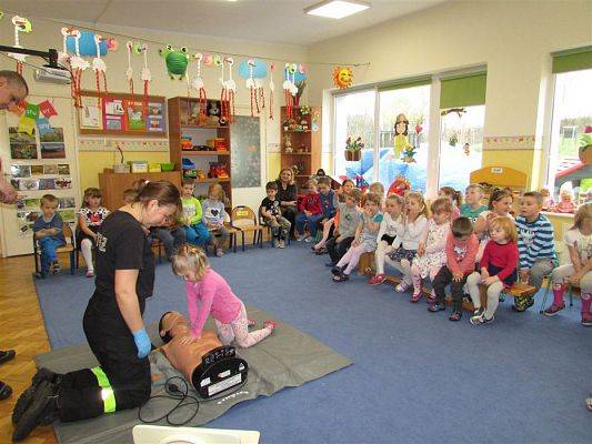 Grafika #29: 08.04.2019 Spotkanie ze Strażakami -ratownikami