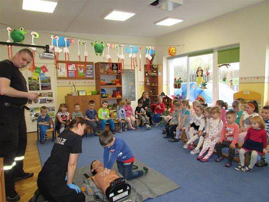 Grafika #31: 08.04.2019 Spotkanie ze Strażakami -ratownikami