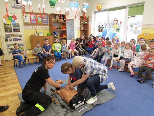 Grafika #37: 08.04.2019 Spotkanie ze Strażakami -ratownikami