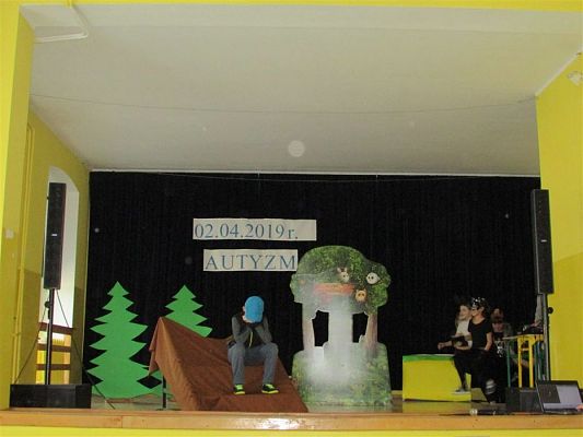 Grafika #1: 04.04.2019 Przedstawienie pt. "Czarodziej Śmiech"