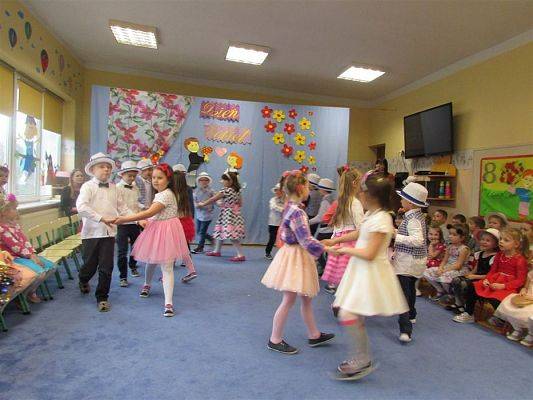 Grafika #35: 08.03.2019 Dzień Kobiet