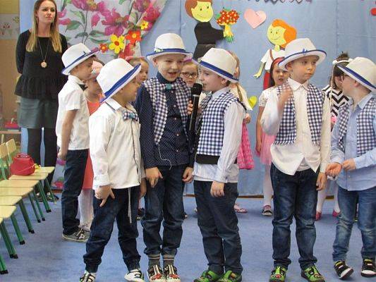 Grafika #39: 08.03.2019 Dzień Kobiet