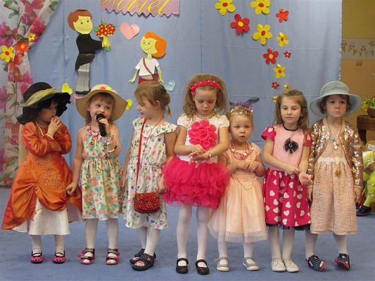 Grafika #47: 08.03.2019 Dzień Kobiet