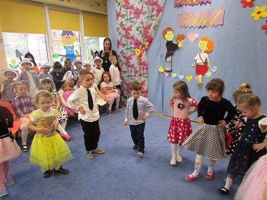 Grafika #53: 08.03.2019 Dzień Kobiet