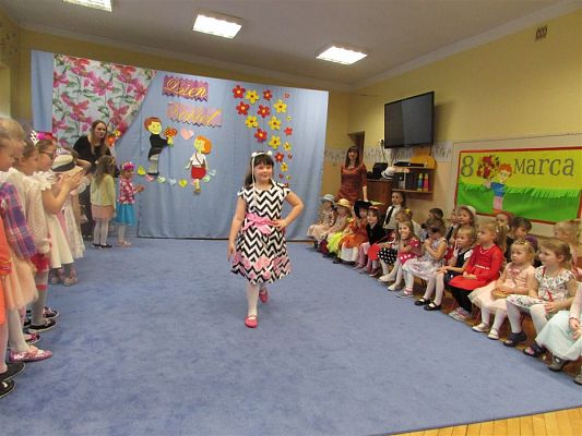 Grafika #80: 08.03.2019 Dzień Kobiet