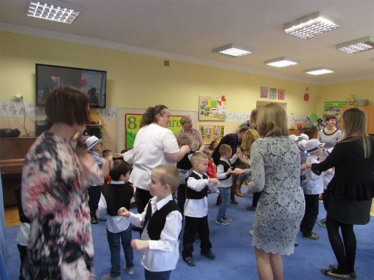 Grafika #89: 08.03.2019 Dzień Kobiet