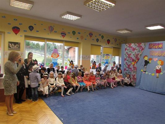 Grafika #91: 08.03.2019 Dzień Kobiet