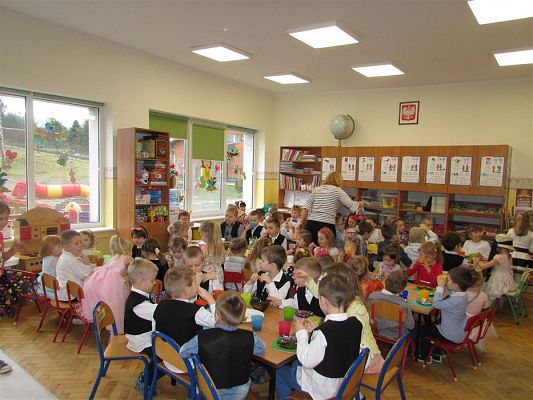 Grafika #97: 08.03.2019 Dzień Kobiet