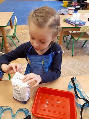 Grafika #6: 20.02.2019 Zabawy z cieczą nienewtonowską