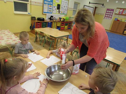 Grafika #16: 15.02.2019 Międzynarodowy Dzień Kota