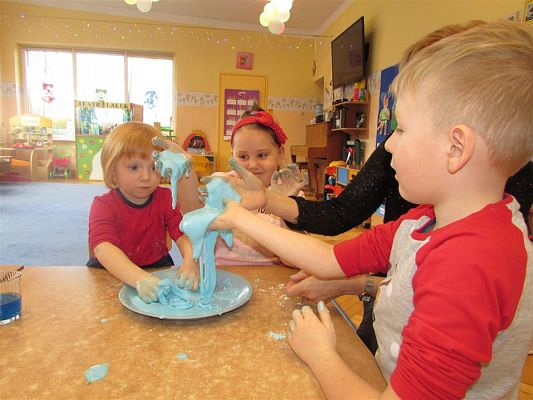 Grafika #30: Doświadczenia chemiczne z kolorami