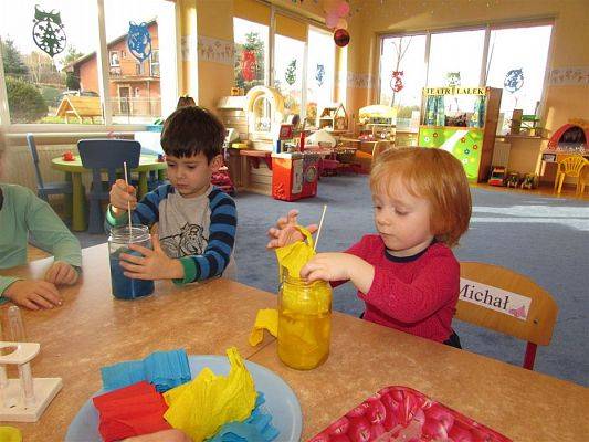 Grafika #9: 12.02.2019 Eksperymentujemy - eksplozja barw