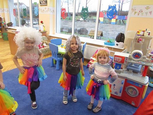 Grafika #30: 11.02.2019 W tanecznym rytmie witamy ferie!