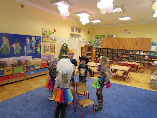 Grafika #37: 11.02.2019 W tanecznym rytmie witamy ferie!