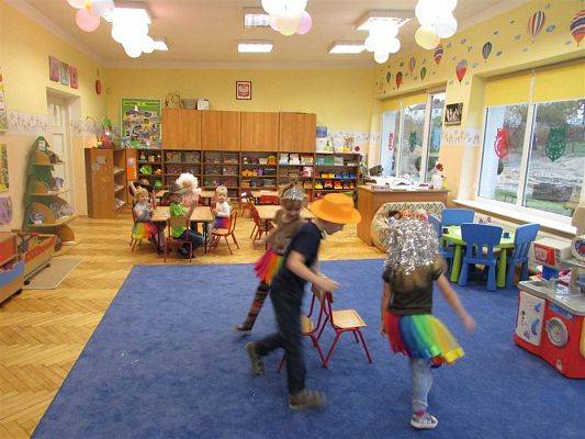 Grafika #39: 11.02.2019 W tanecznym rytmie witamy ferie!