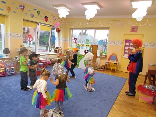 Grafika #41: 11.02.2019 W tanecznym rytmie witamy ferie!