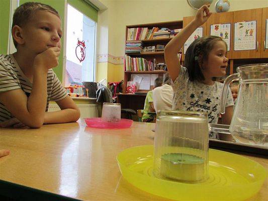 Grafika #7: Fotorelacja z Klubu Małego Odkrywcy