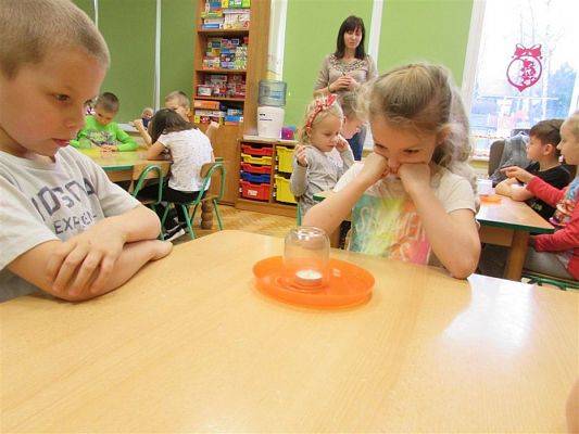 Grafika #14: Fotorelacja z Klubu Małego Odkrywcy